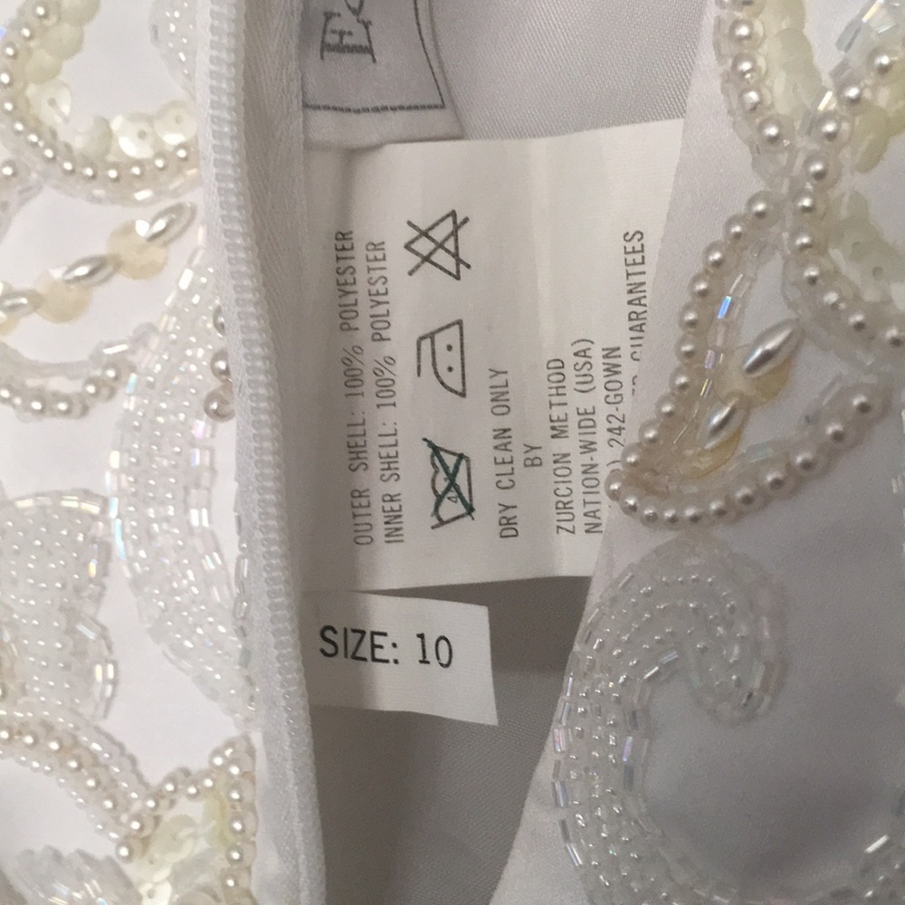 Eden bridals handmade beads very elegant38 beast , 32 waist , 77 inches long - Picture 13 of 14